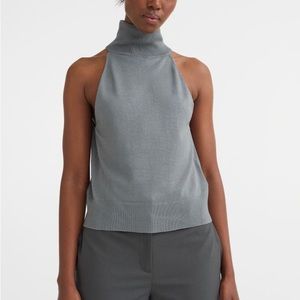 Sleeveless Turtleneck Top. New/with tags Green/gray. Size M